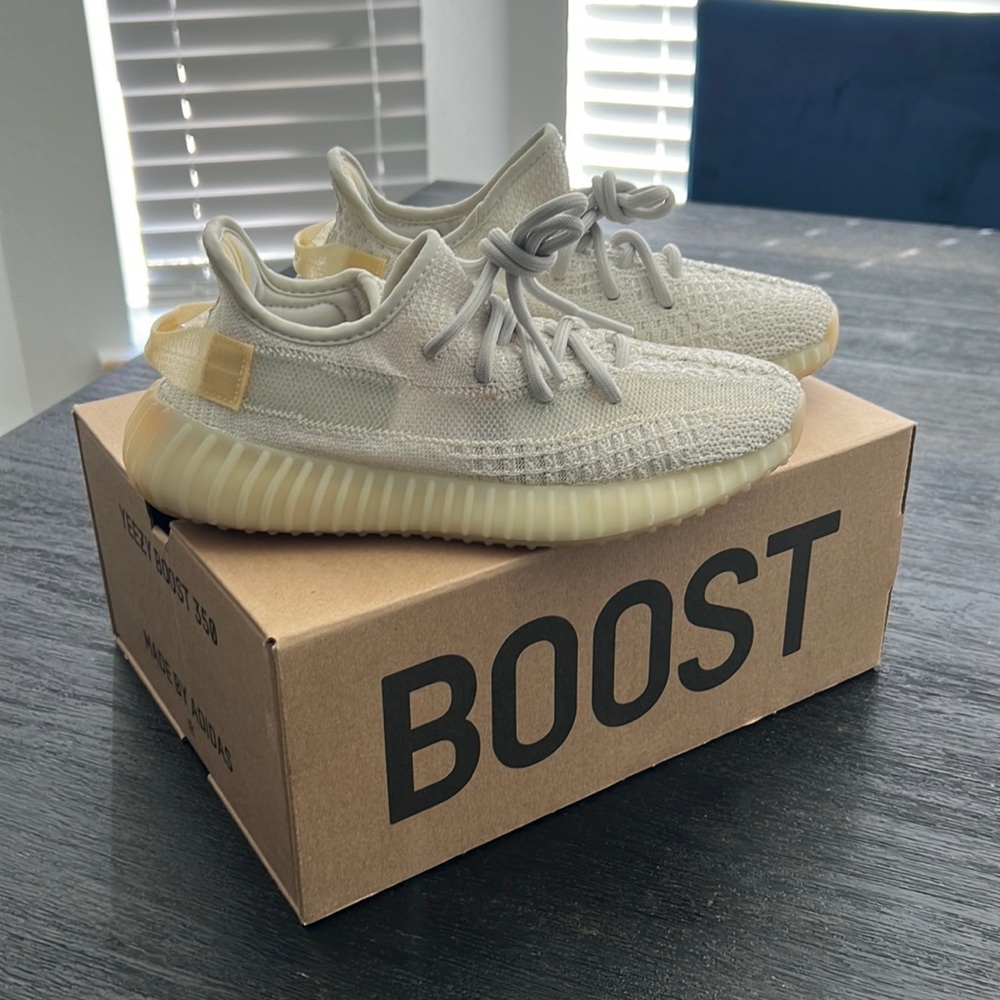 Yeezy Boost 350 Light, Color changing in sunlight (Yellow stripe)